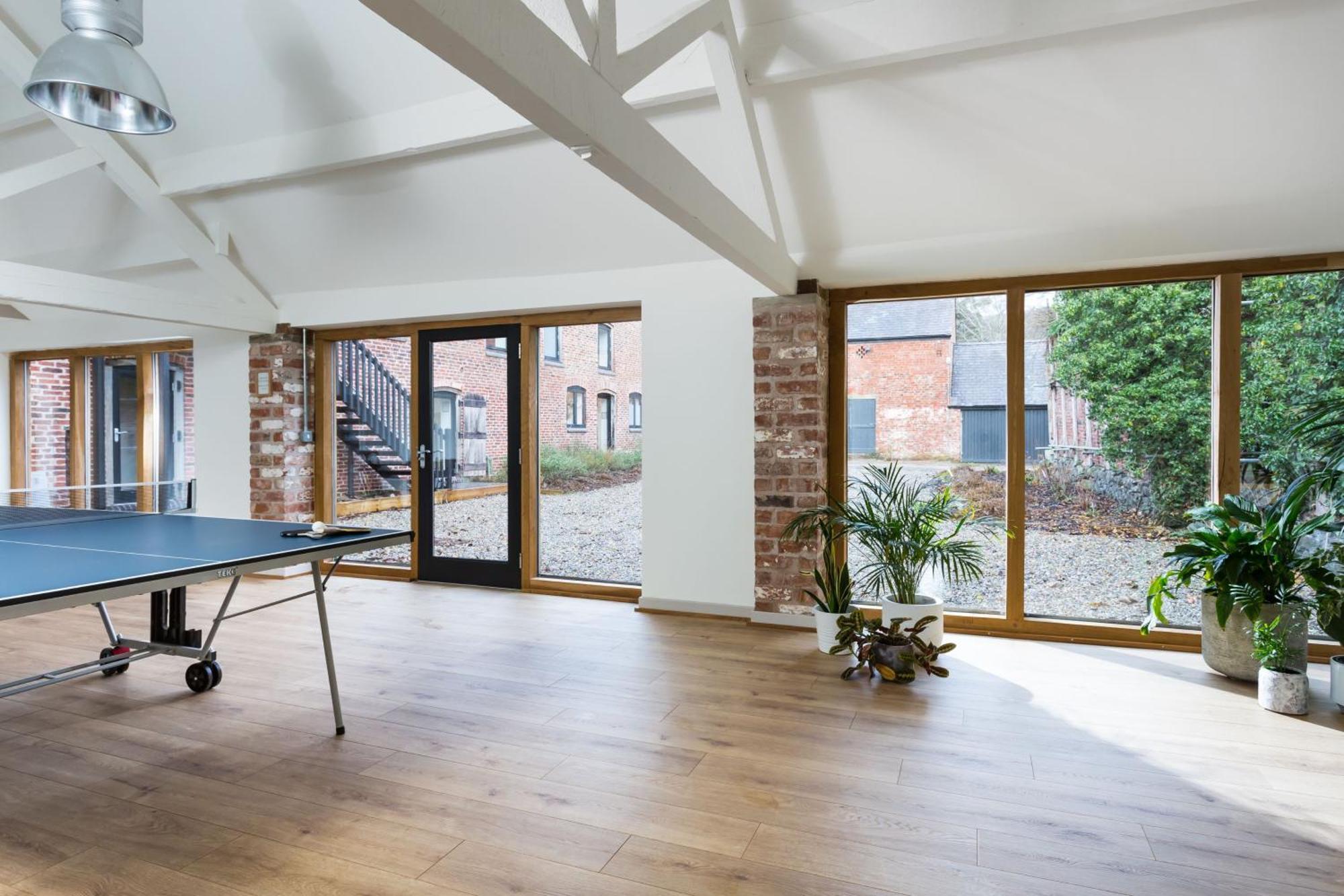 The Barn At Plas Ashpool Sleeps 8 Llandyrnog Eksteriør billede