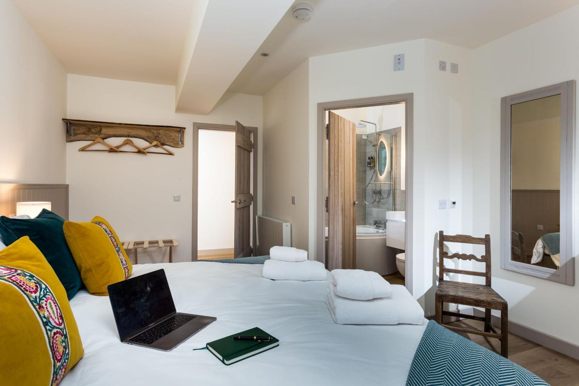 The Barn At Plas Ashpool Sleeps 8 Llandyrnog Eksteriør billede