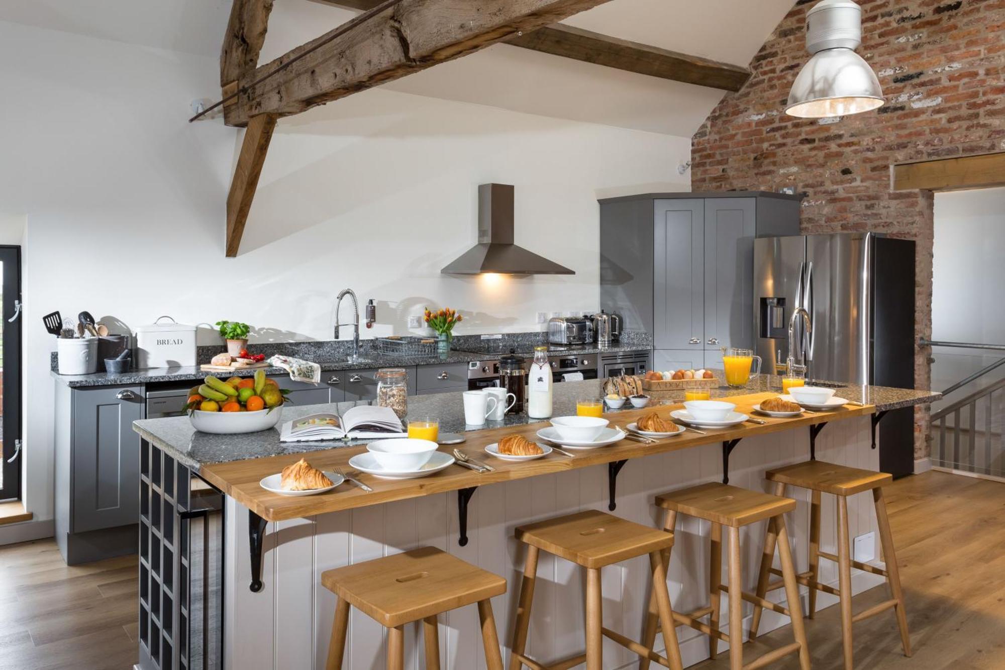 The Barn At Plas Ashpool Sleeps 8 Llandyrnog Eksteriør billede